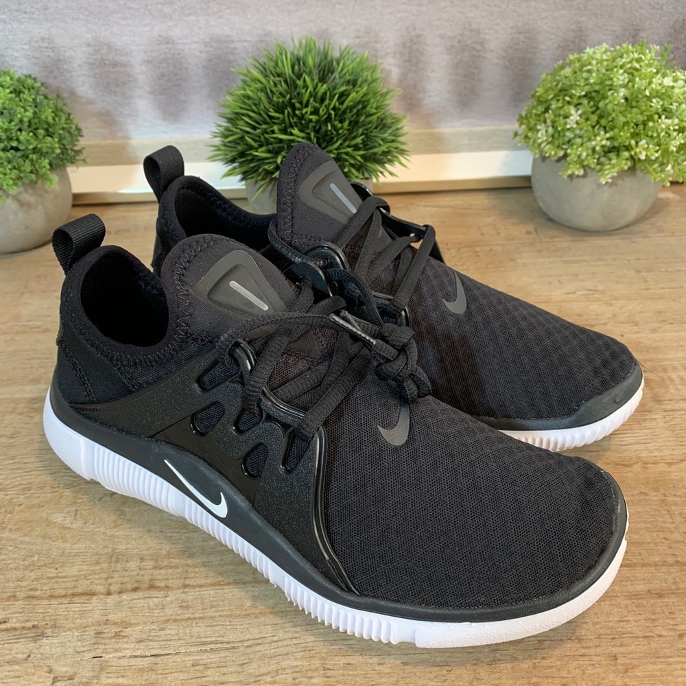 NEW Nike Alcame Black Running Shoe 7.5, 8.5 - Picture 4 of 9